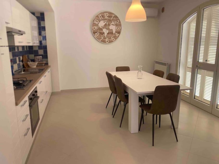 Luxury Beach House Порто Санто Стефано Экстерьер фото