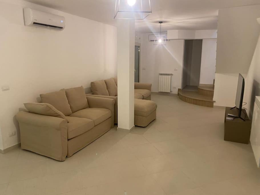 Luxury Beach House Порто Санто Стефано Экстерьер фото